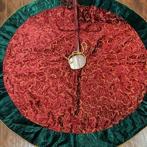 Burgundy and Green Velvet Tree Skirt